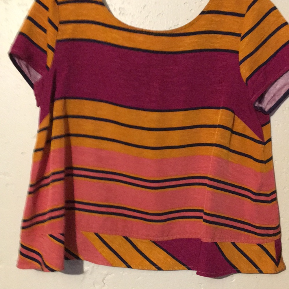 Great colors in a top